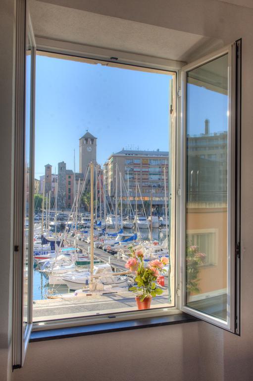Club Nautico Savona Hotel Exterior photo