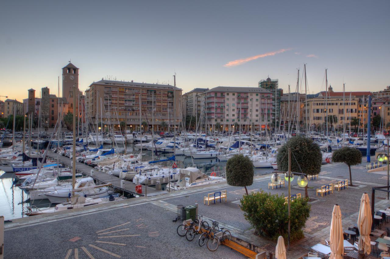 Club Nautico Savona Hotel Exterior photo